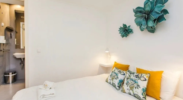 Апартаменты Bairro Alto Stylish Studios by Hosty