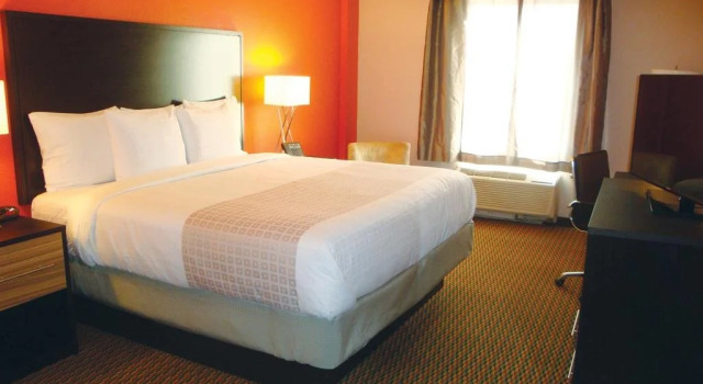 Hotel Runnemede, Varaa Hotelli Runnemede 