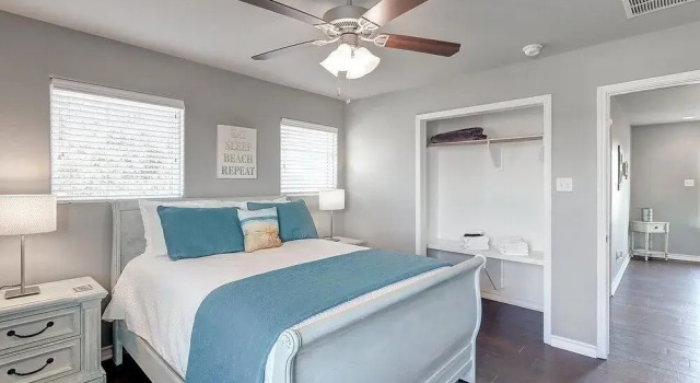 Captains Quarters 4 Bedroom Home by Redawning