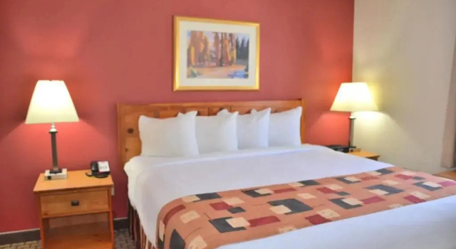Одноместный люкс Cresthill Suites Syracuse