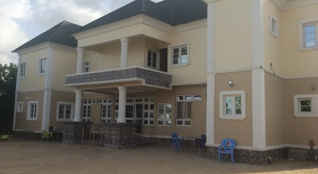 Santarosa Suites & Bar, Rezerwuj Hotel Jos 