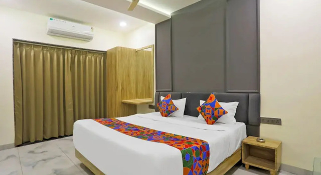 Номер Executive Fabhotel Gaurav Inn
