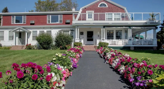 Terrace by the Sea, Rezerwuj Hotel Hotele w New England z basenem, Basen