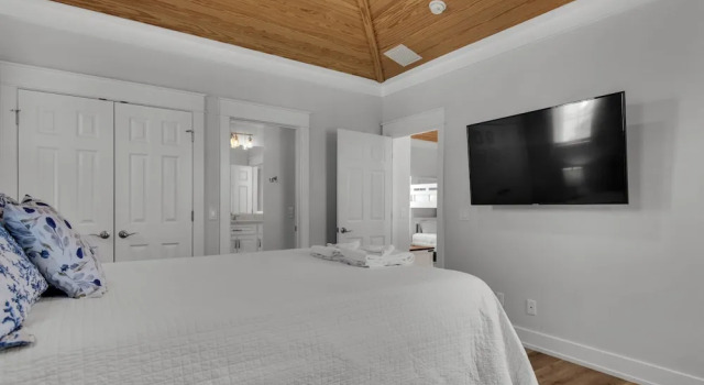 Sleeps 8; Community Pool, 5 Minute Walk to Beach Access, Rezerwuj Dom wakacyjny Hotele w Emerald Coast z parkingiem, Parking