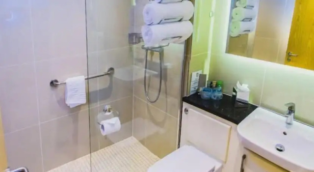 Двухместный номер Business с балконом Mannin Hotel