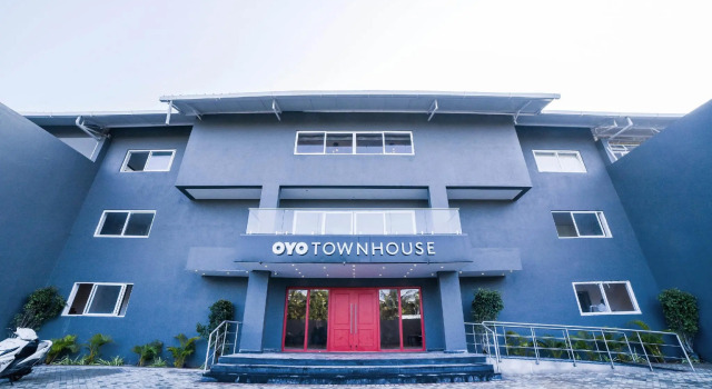 OYO Townhouse 211 Laguna Ecr, Забронировать Отель Отели штата Тамилнада 3 звезды, 3*