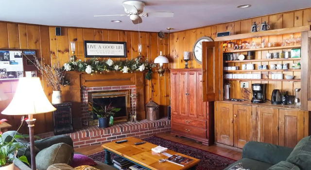 The White House Inn, Забронировать Отель «постель и завтрак» Отели Куперстаун с бассейном, рядом с Bassett Medical Center, Бассейн