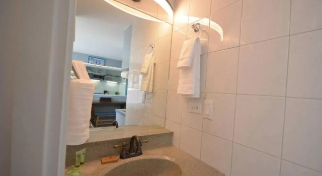 Номер Economy Kuhio Village 802A Cozy Studio with Ocean View!