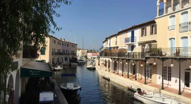 Апартаменты Appartement F3 Vue mer Sainte-Maxime