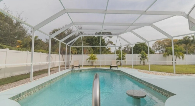 Sea Salt Retreat Pool Home 5 Miles From The Beach 3 Bedroom Home by Redawning