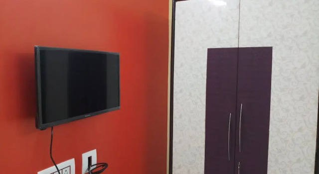 Om Shanti Guest House - Near Ruby General Hospital and Science City, Réserver Maison d'hôtes Calcutta Zone est