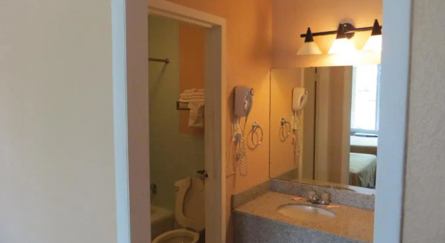 Номер Standard Americourt Extended Stays