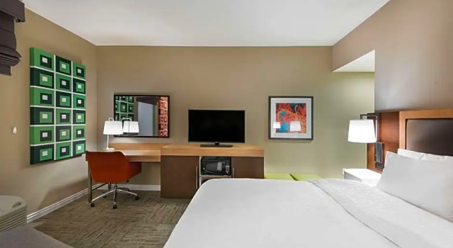 Run of House Hampton Inn & Suites West Melbourne-Palm Bay Road
