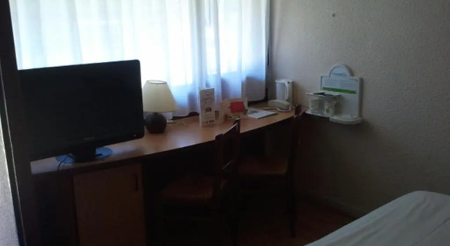 Трёхместный номер Standard Campanile NATURE - Bordeaux Ouest Le Bouscat