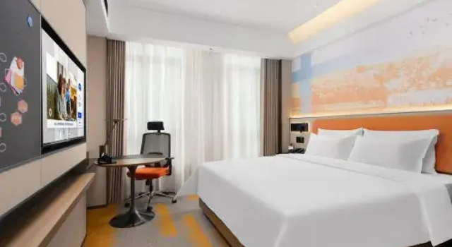 Номер Standard Hampton by Hilton Guiyang Century City