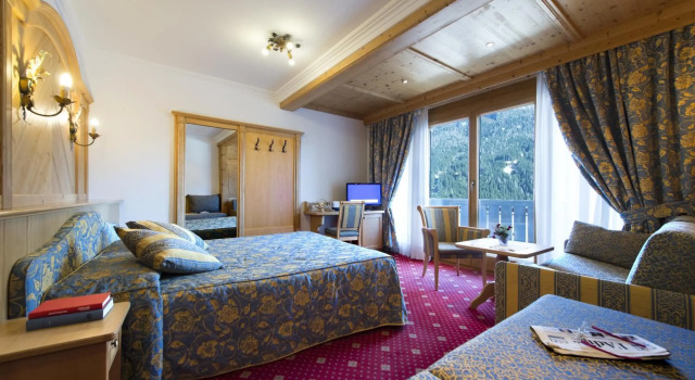 Alpen Hotel Corona