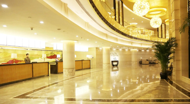 Yun-zen Jinling Lotus Hotel