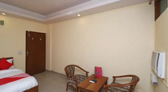 OYO 19484 Hotel Cubic Inn, Забронировать Отель Отели Нью-Дели с завтраком, Завтраки