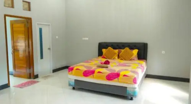 Rifqi Guesthouse, Book Guesthouse Guest Houses in East Java, Guesthouse