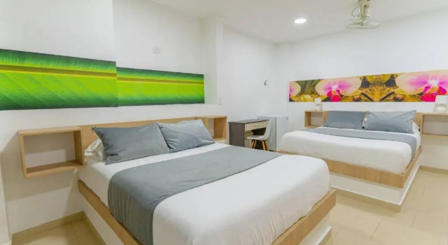 Четырёхместный номер Standard Hotel Plataneras Plaza