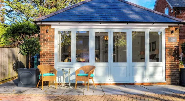 The Garden Room, Забронировать Дом для отпуска Отели Исторического графства Суссекса с парковкой, Парковка