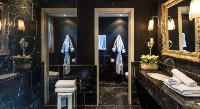 Люкс Comfort с балконом Hotel Fameli