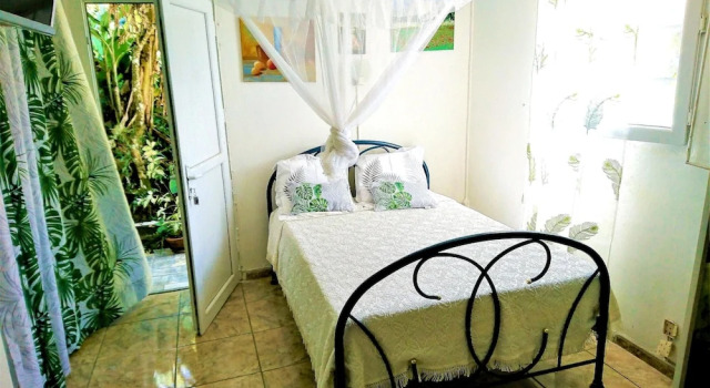 Studio in Fort-de-france, With Wonderful City View, Enclosed Garden an, Réserver Appartement Appartements à Fort Royale, Appartement