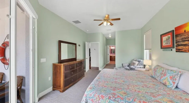 Close To Casey Key Nokomis Beach Pet Friendly Large Yard 3 Bedroom Home, Buchen Sie Ferienhaus Villen in Laurel, Villa