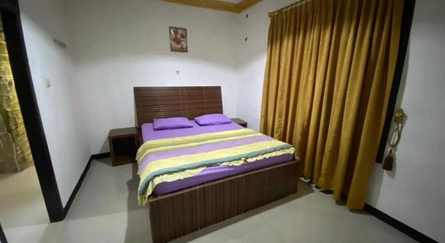 EXPRESS O 91923 Homestay Zona, Book Hotel Cisarua West Java