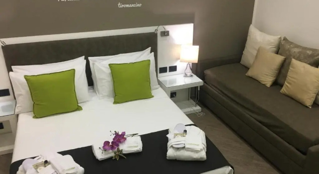 Camera Standard L`essenza B&B