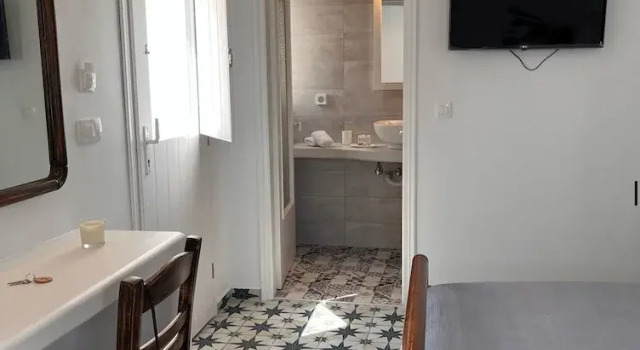 Студия High Point Apartments Fira