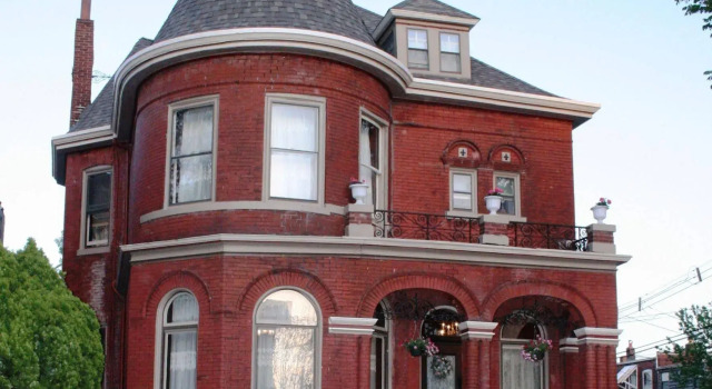 Forget-me-not Bed and Breakfast, Book Hotel SPA-hoteller i Saint Louis, SPA