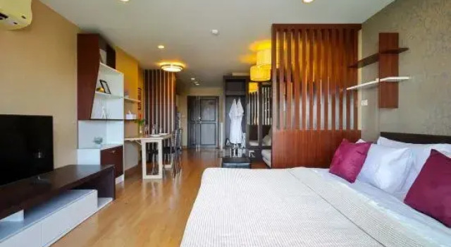 Luxury Living in heart of Nimman, Забронировать Отель Отели Чиангмай с бассейном, рядом с Chiangmai Ram Hospital, Бассейн