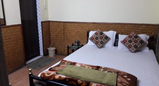 Green Tea Resort, Prenota Resort Dakshin Dhupjhora West Bengal