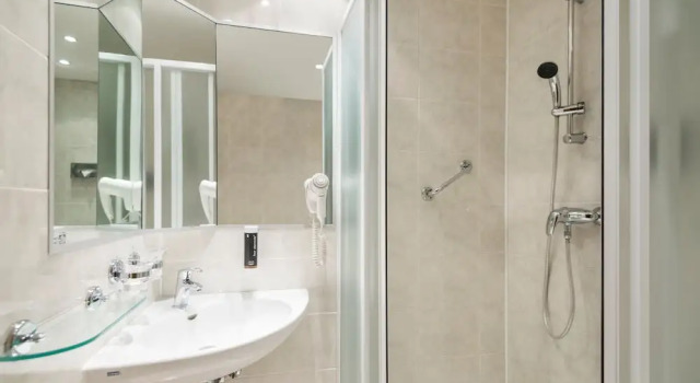 Deluxe Doppel Zimmer mit Balkon Hotel Troja