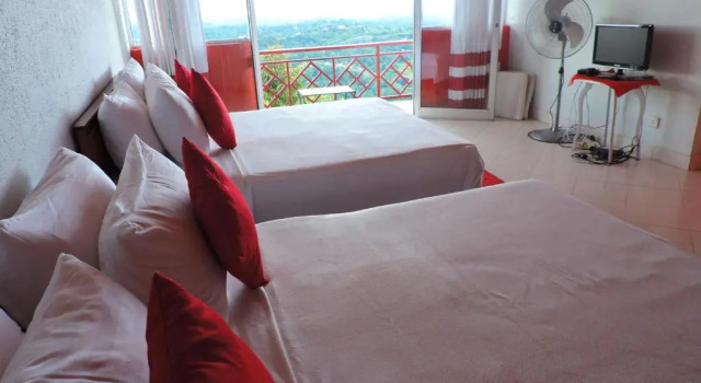 Номер Deluxe RedHill Kandy