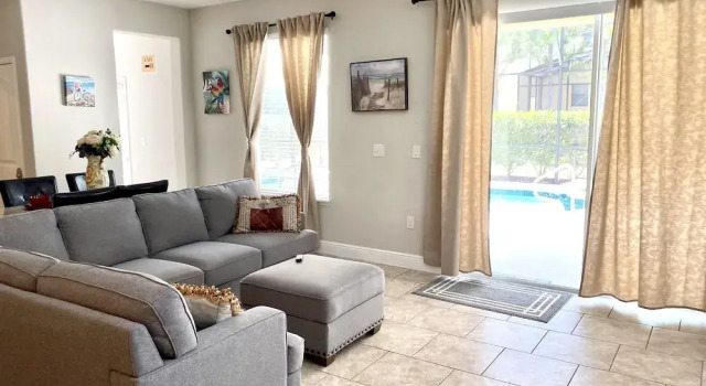 Solterra Resort!! Spacious House With Game Room, Private Pool and Movie Room!!