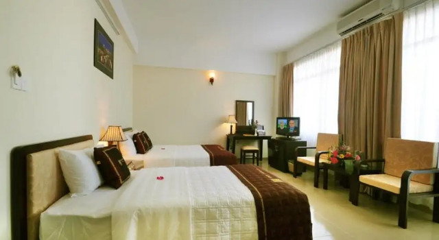 Двухместный номер Deluxe с балконом и с красивым видом из окна Duy Tan 2 Hotel