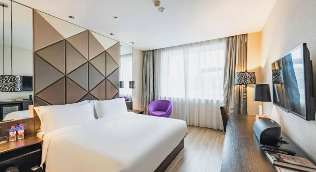 Orange Hotel (Dalian Zhongshan Square, Renmin Road), Varaa Hotelli Zhongshan 