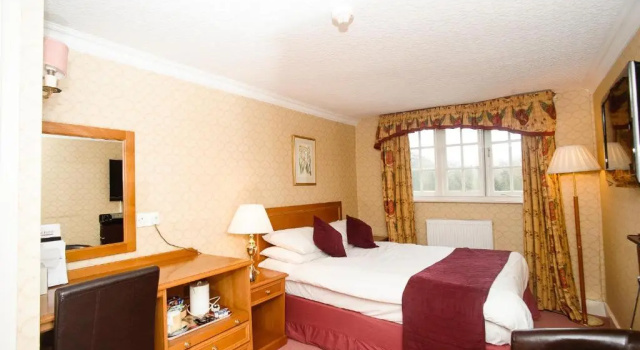 Двухместный номер Standard Howfield Manor Hotel