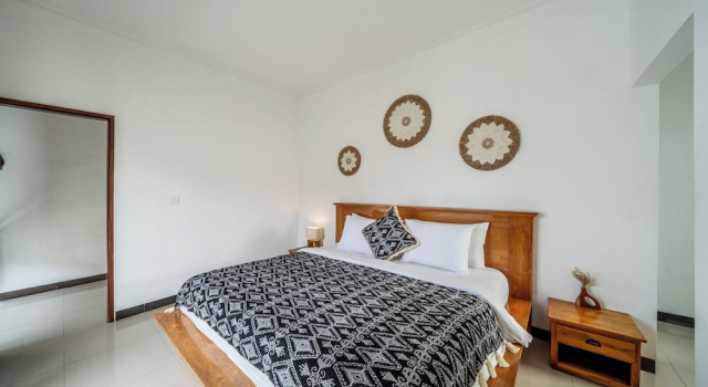 Люкс с балконом The Dewi Pererenan Villa and Suite