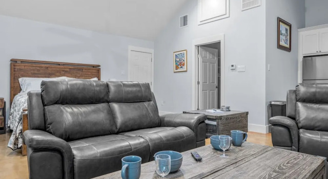 Appian Way Maltese Cottage, Забронировать Дом для отпуска Отели Фредериксберг с завтраком, Завтраки