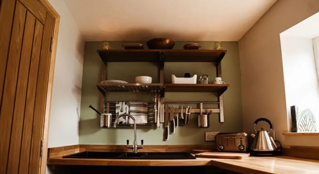 Студия Executive Harewood End Inn