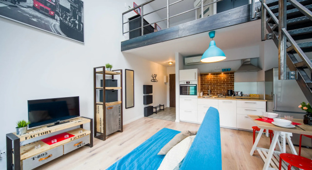 FriendHouse Apartments - Old Town