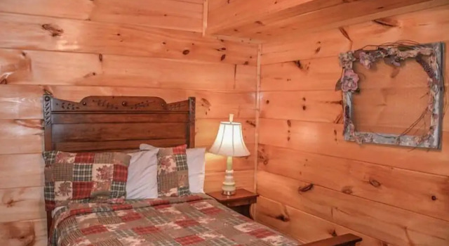 Kingdom Cabin 2, Book Hotel 3-stjernede hoteller i Morganton, 3*