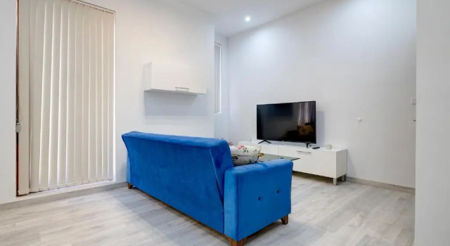 Picturesque Sliema Pad Steps From the Seafront
