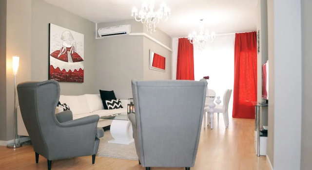 Amazing City Center Apartment
