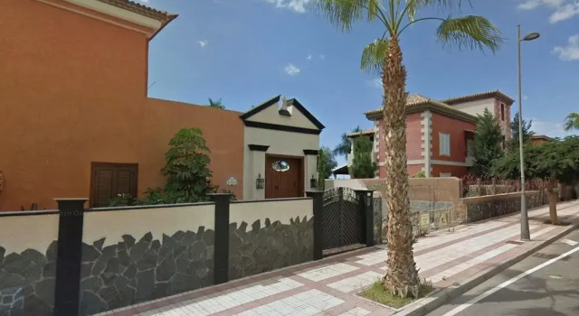 Belvilla by OYO Villa in Adeje, Забронировать Вилла Отели Адехе 3 звезды, 3*