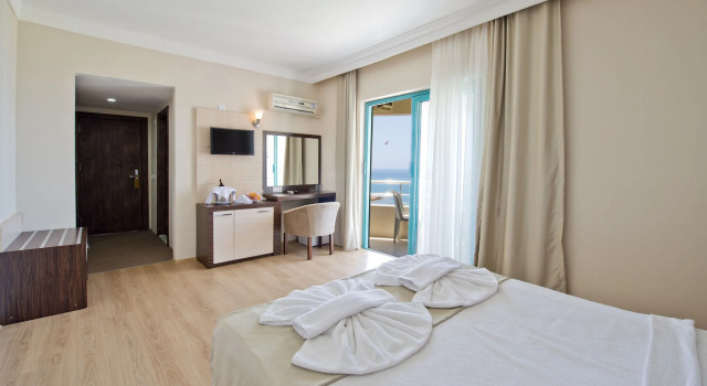 Blue Alanya Beach (ex Pyxis Point Hotel), Rezerwuj Hotel Hotele w Mediterranean Region Turkey z parkingiem, Parking