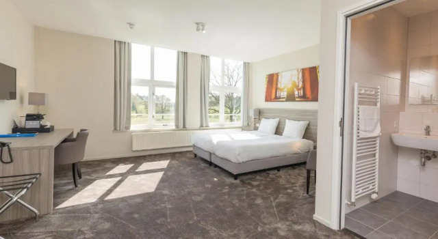 Номер Comfort Fletcher Kloosterhotel Willibrordhaeghe